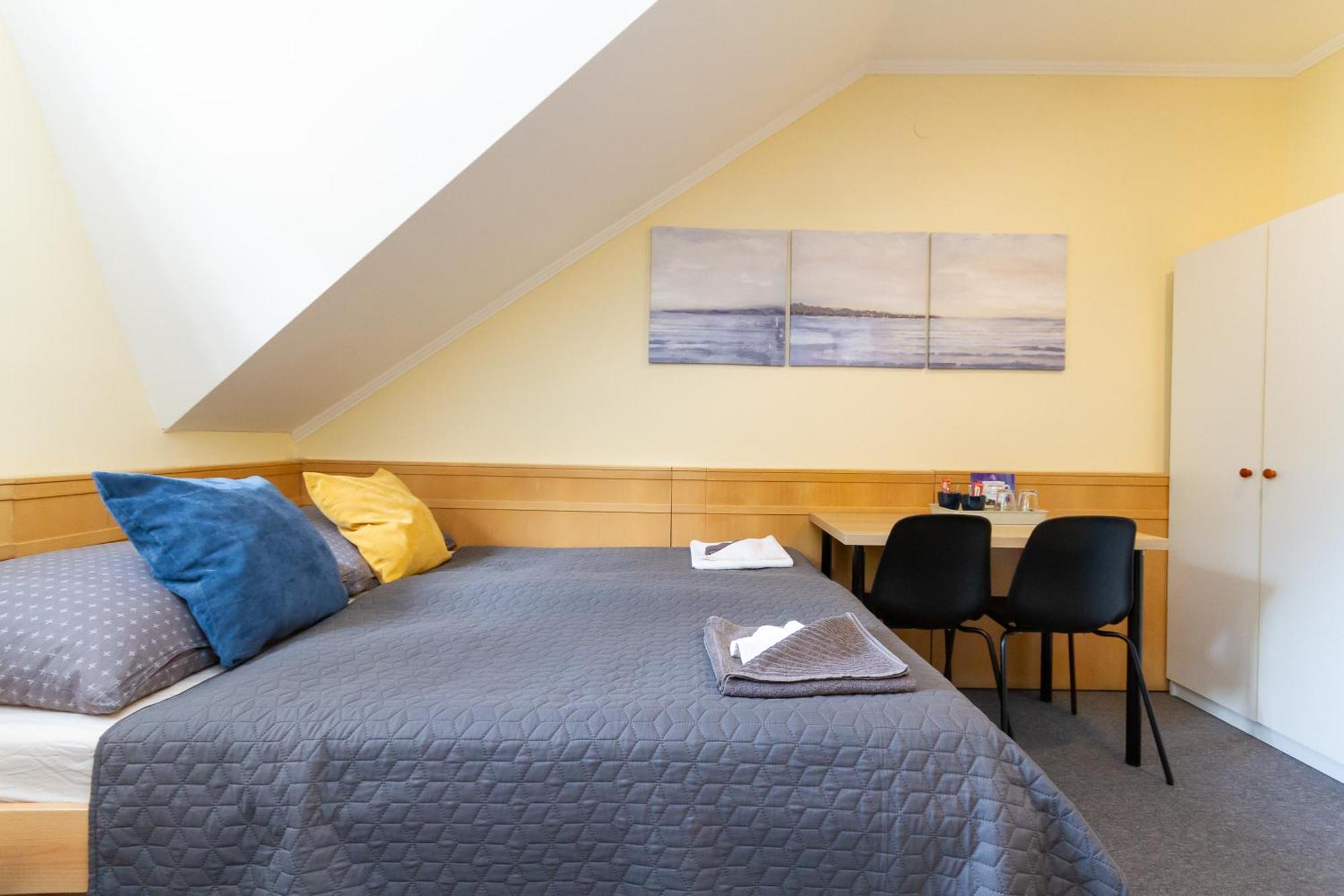 Kati P Vendeghaz Apartment Siofok Ngoại thất bức ảnh